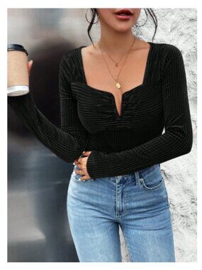 NEW Women's Black Pleated Velvet Top-Long Sleeve, Sweetheart Neckline-Size XL